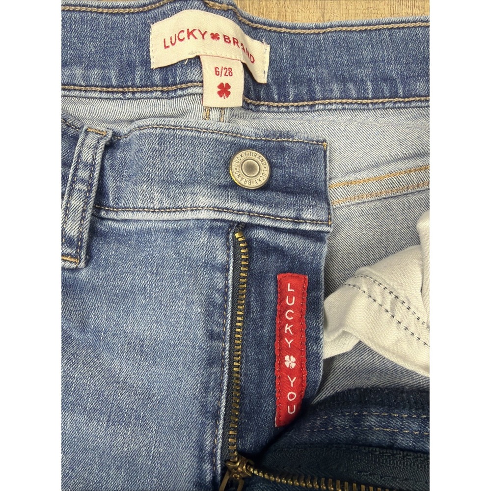 Lucky Brand Sweet Crop Jeans‎ Women's 6/28 Mid Rise Straight Crop Stretch Denim - Picture 2 of 6